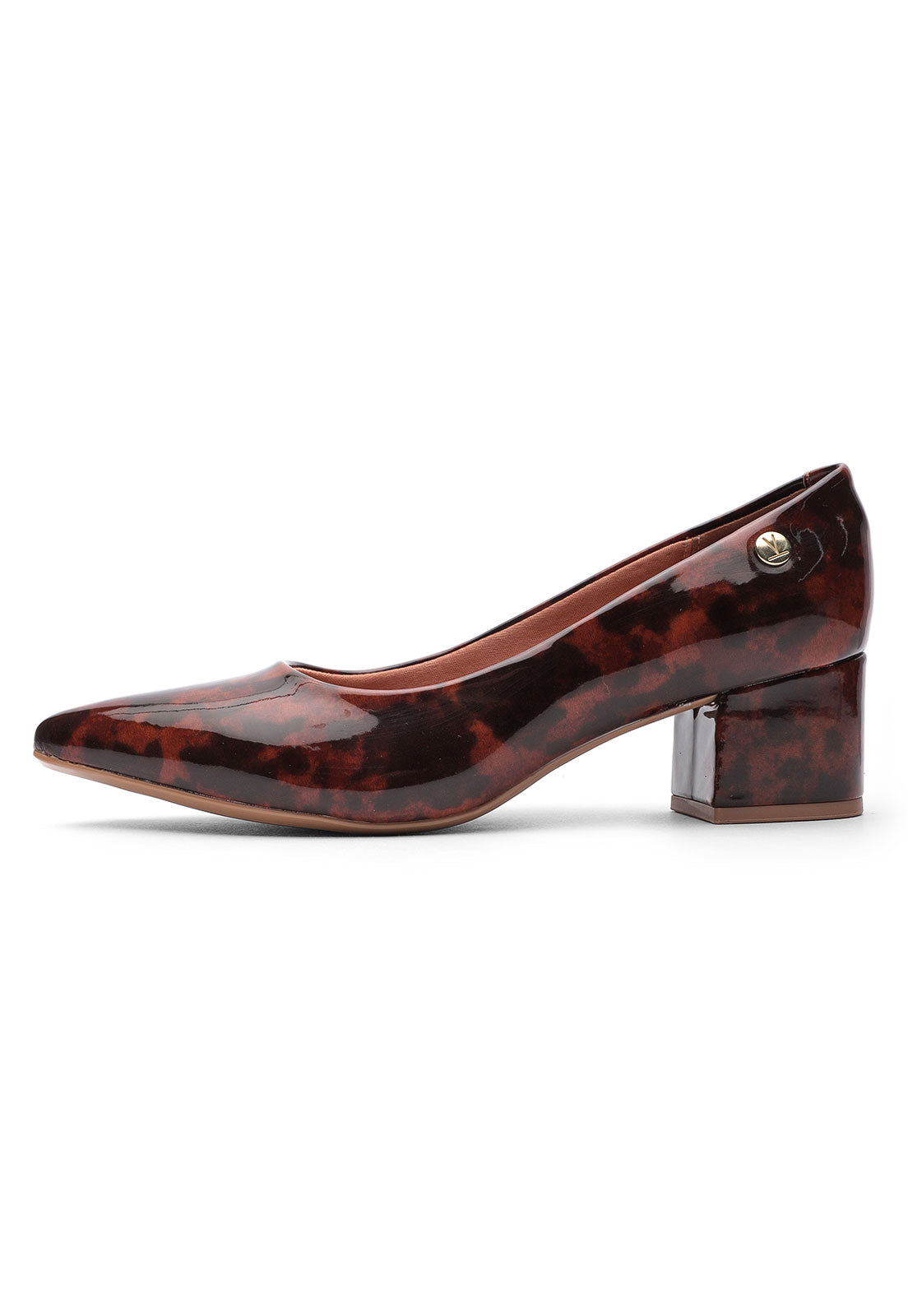 Zapato cerrado Vizzano negro charol con detalle metalizado - vista frontal