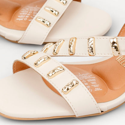 Sandalia Tacón Bajo Cuadrado Marfil Vizzano Sandalias